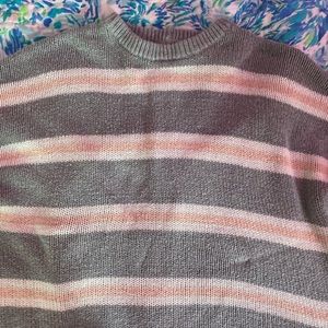 American Eagle Cropped sweater